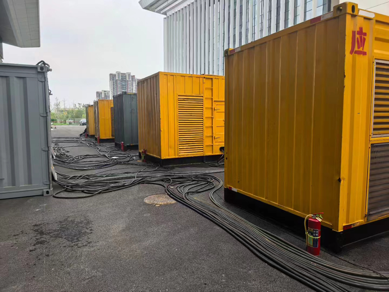 利川不同季节柴油发电机组保养有哪些注意事项?