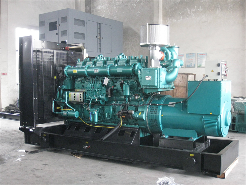 利川200KW 柴油发电机的油耗是多少?